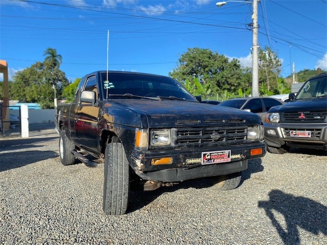 jeepetas y camionetas - Nissan frontier 1990mecanica 4x4 3
