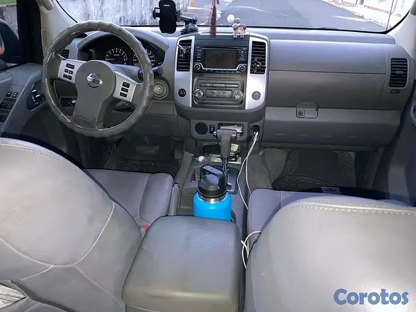 jeepetas y camionetas - Nissan Frontier SV 4