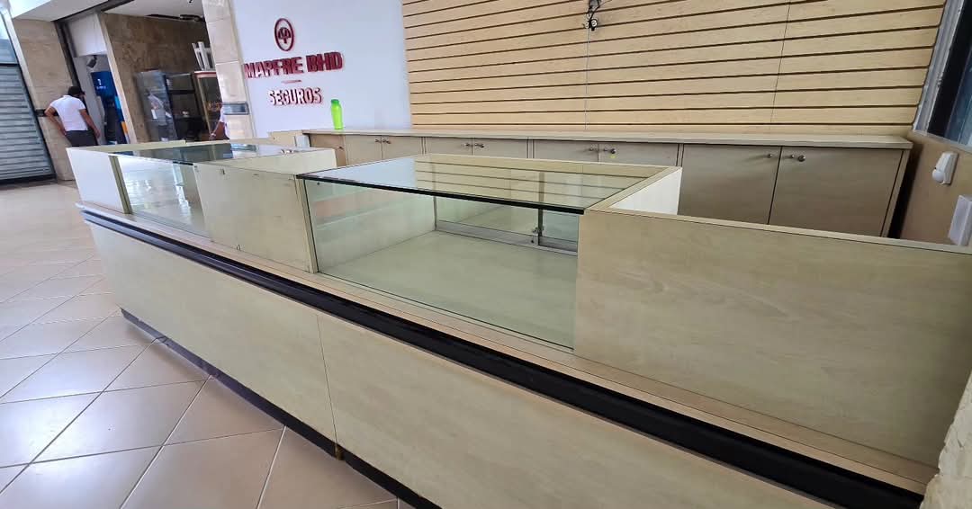 oficinas y locales comerciales - rento modulo de pasillo plaza comercial en santiago  2