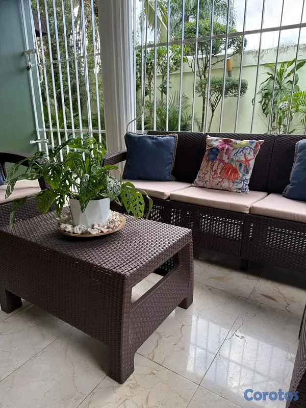 muebles y colchones - Juego de muebles  de exterior plásticos  4