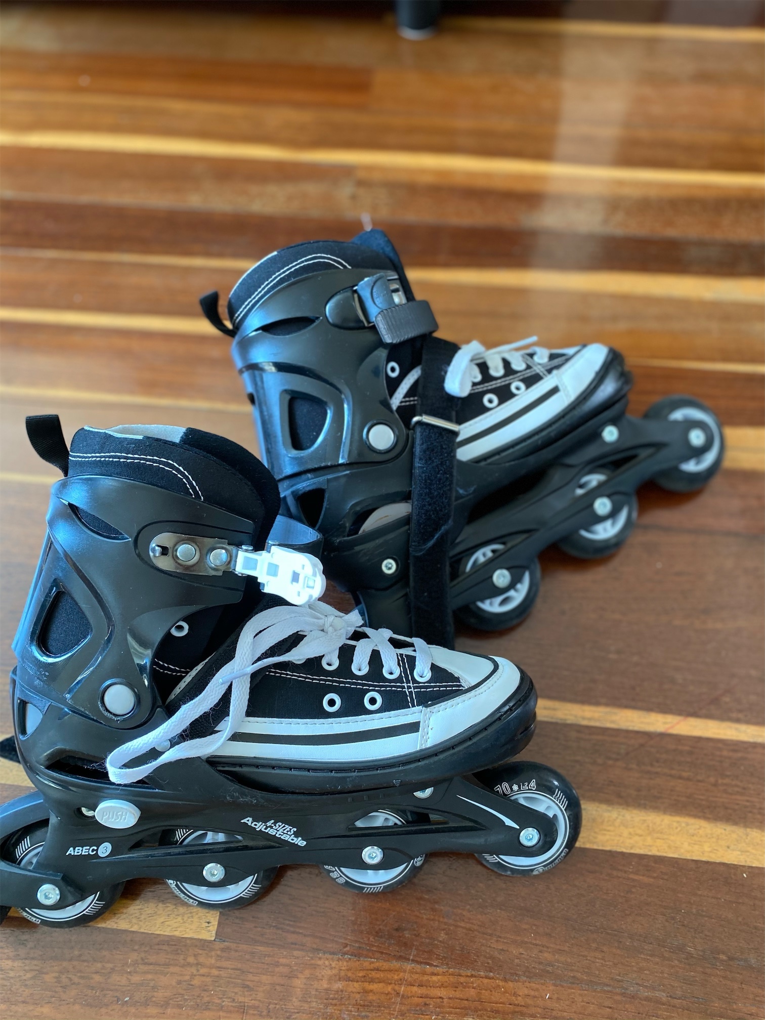 deportes - Patines casi nuevos en línea tipo converse