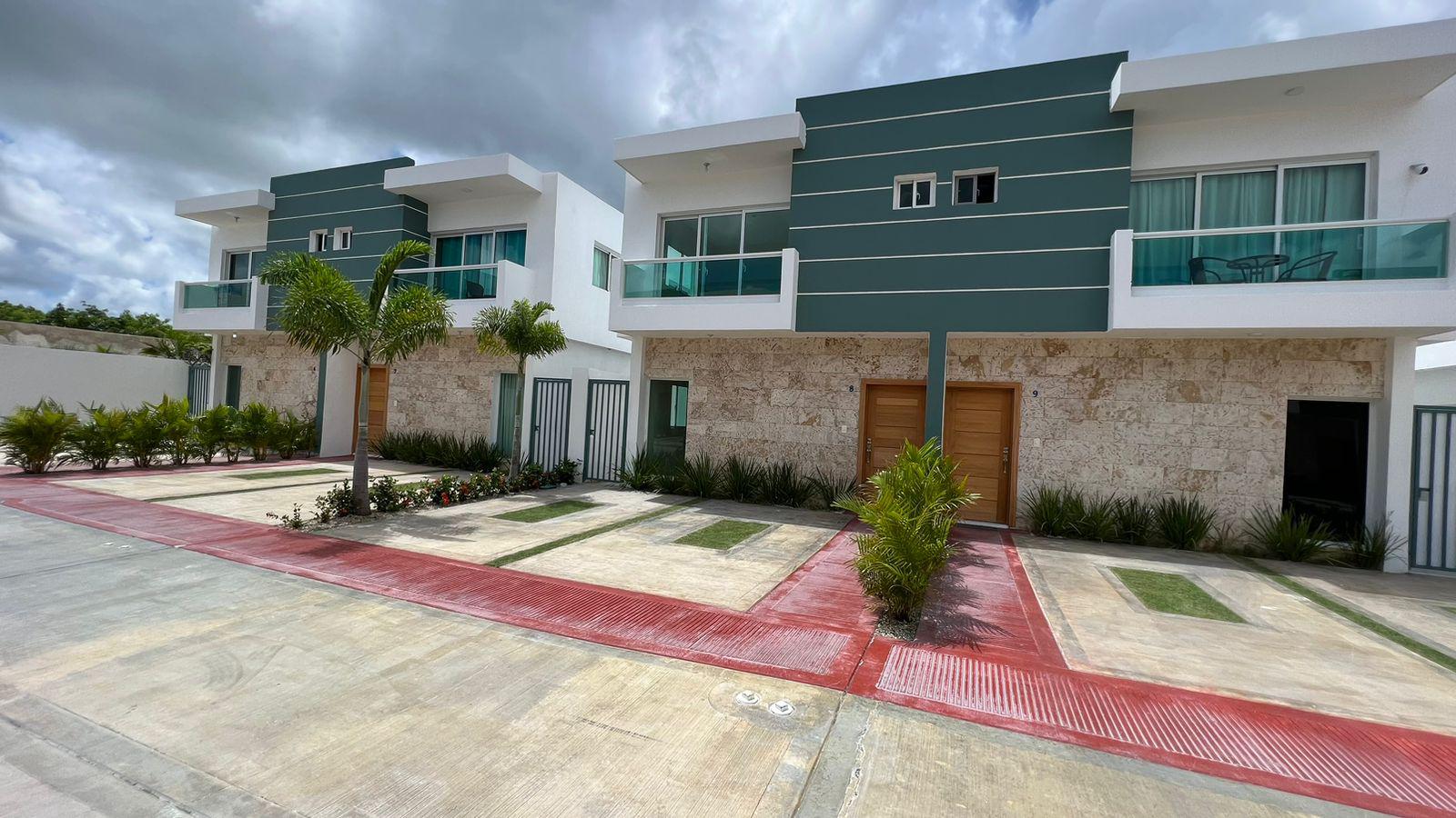 casas vacacionales y villas - VILLA EN PUNTA CANA DE 3 HABITACIONES