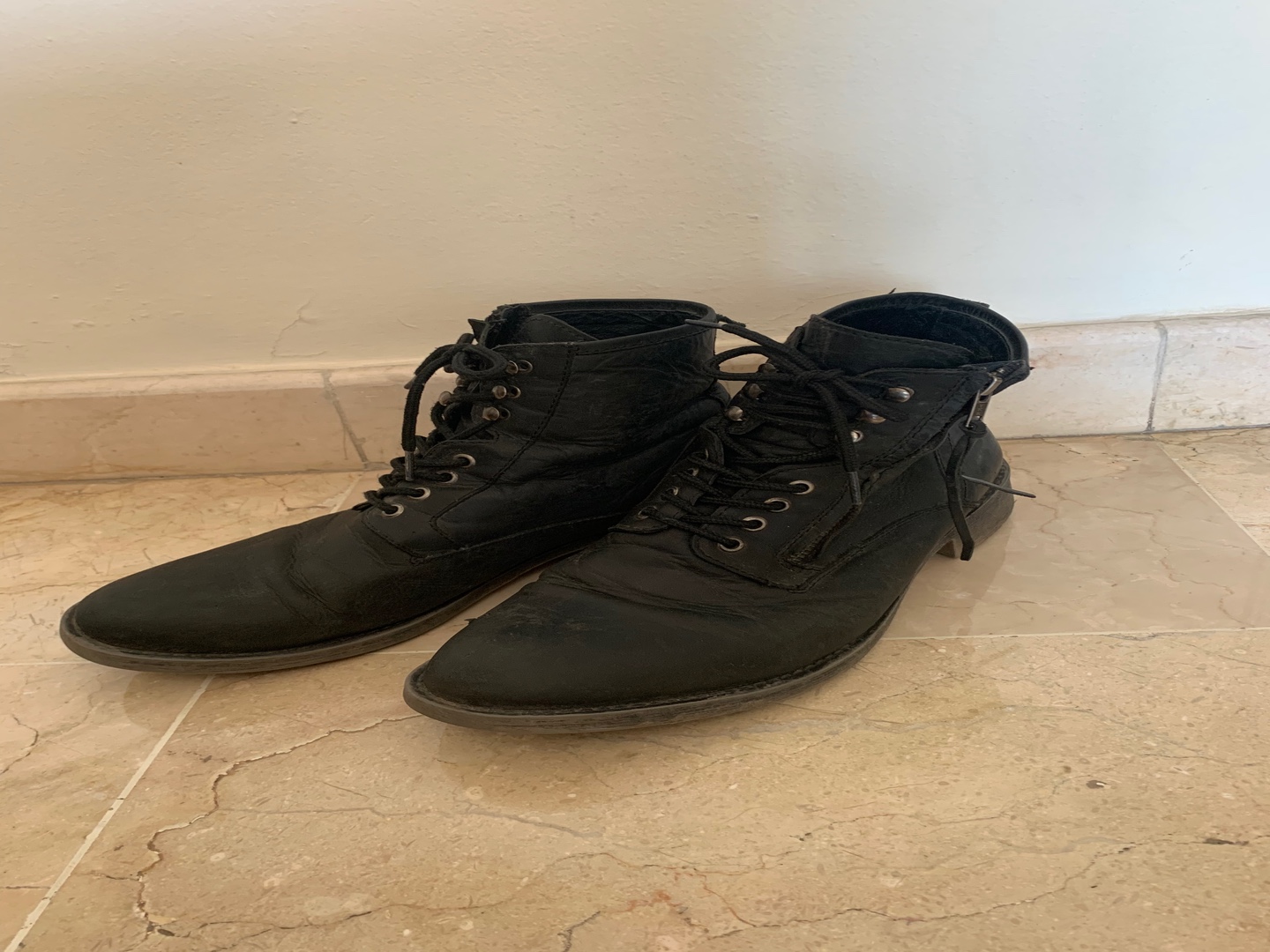 Botas Negras Altas de Leather marca Steve Madden size US11