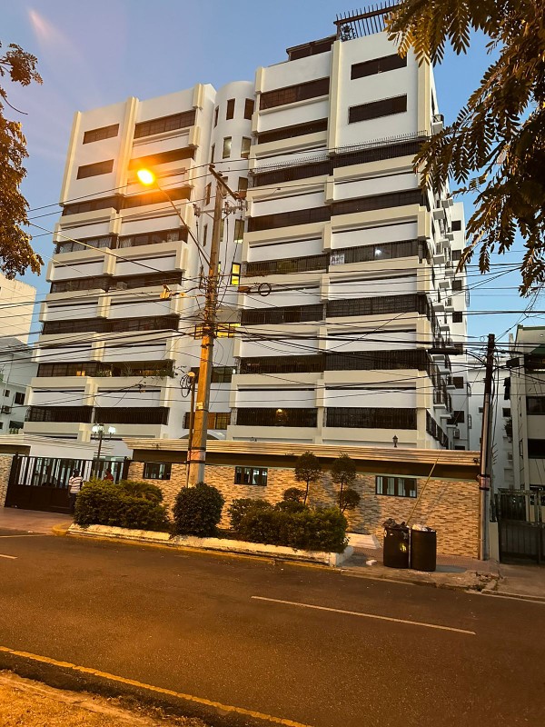 apartamentos - APARTAMENTO DE LUJO EN LOS CACICAZGO