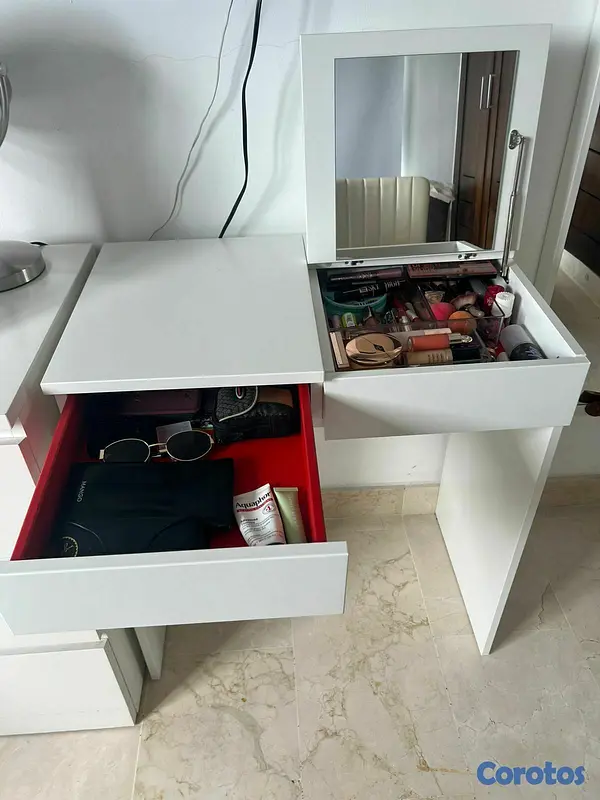 muebles y colchones - Tocador para maquillaje / Escritorio 6