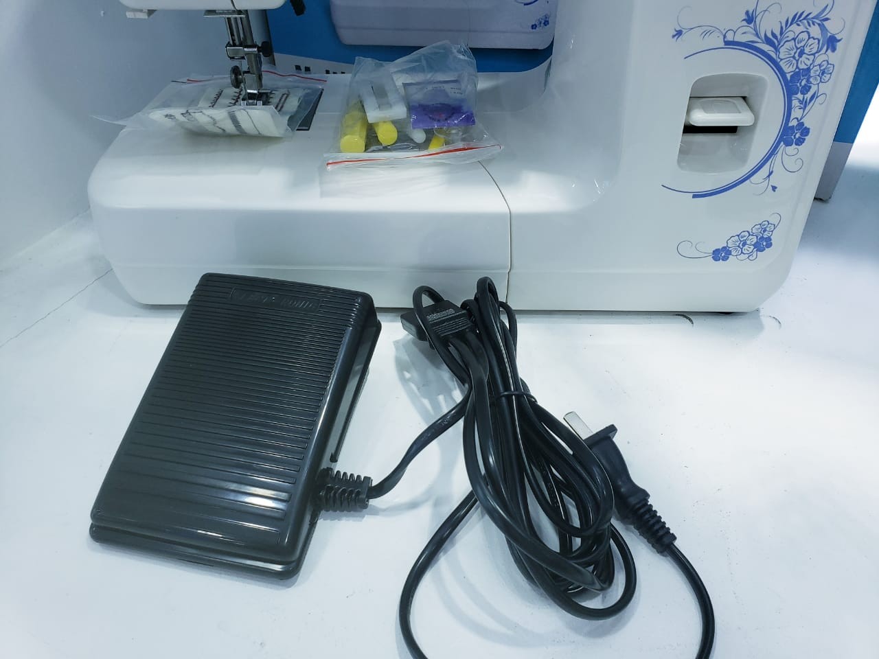 equipos profesionales - Maquina de coser Electrica multifuncional profesional JUKKY FH6224 6