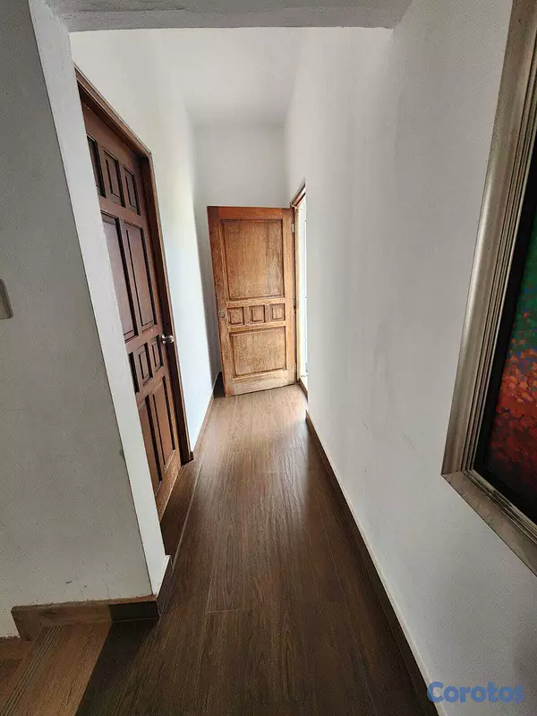 casas - Casa en Venta de 2 Niveles  Ubicación Estratégica  13