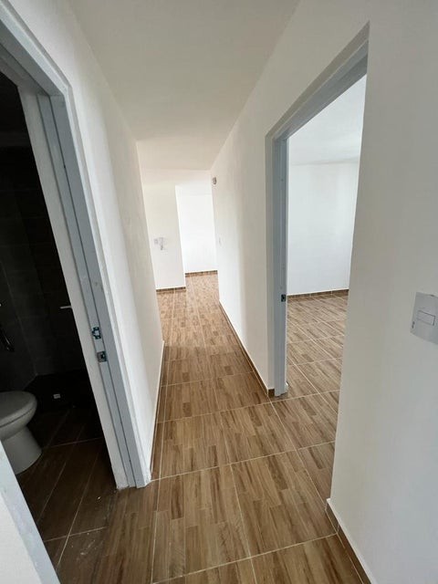 apartamentos - Apartamento en venta #24-456 consta de 2 dormitorios, 2 baños, 2 parqueos 0