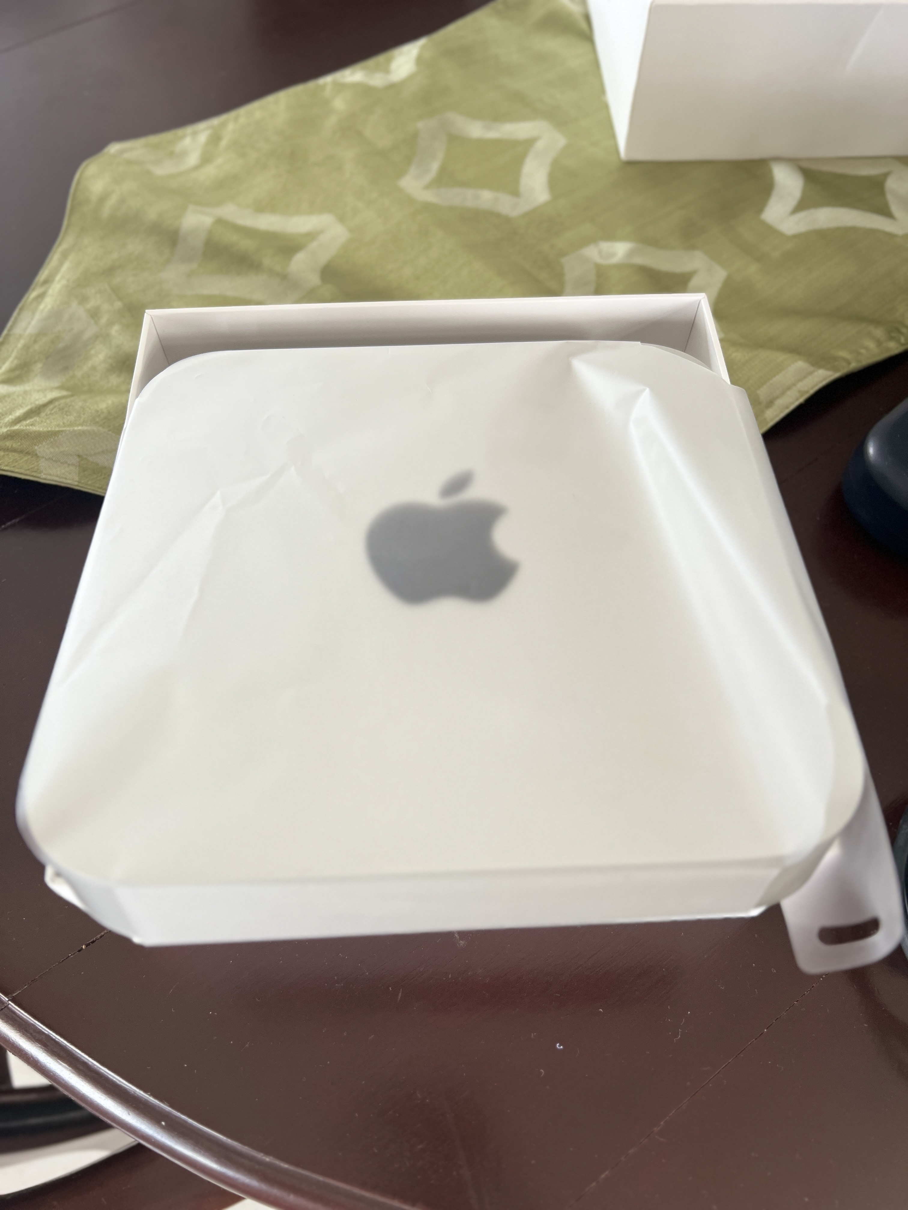 computadoras y laptops -  Mac mini,
procesador  M1 GB 16 de RAM 256 disco sólido
 3