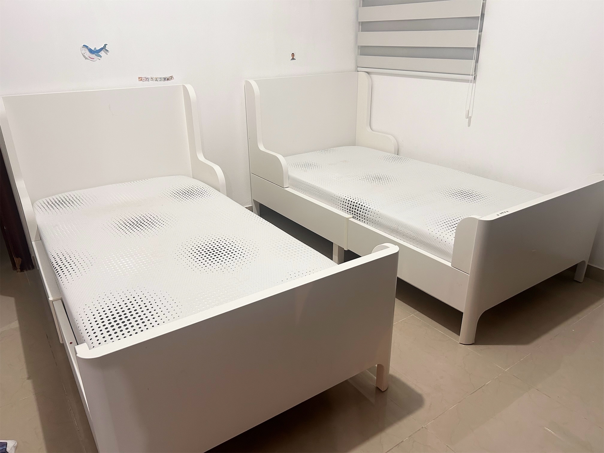 muebles y colchones - Cama extensible niños (tipo BUSUNGE IKEA) + Colchón Simons 