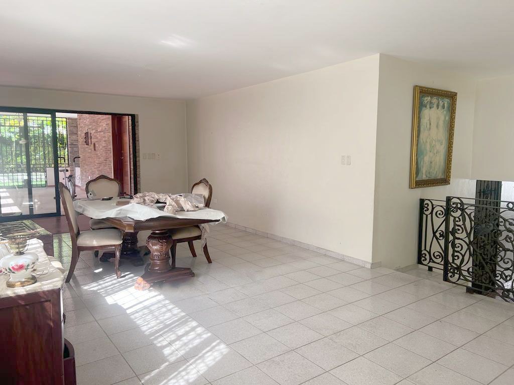 apartamentos - Casa en Cuesta Hermosa I en venta, Arroyo Hondo 6
