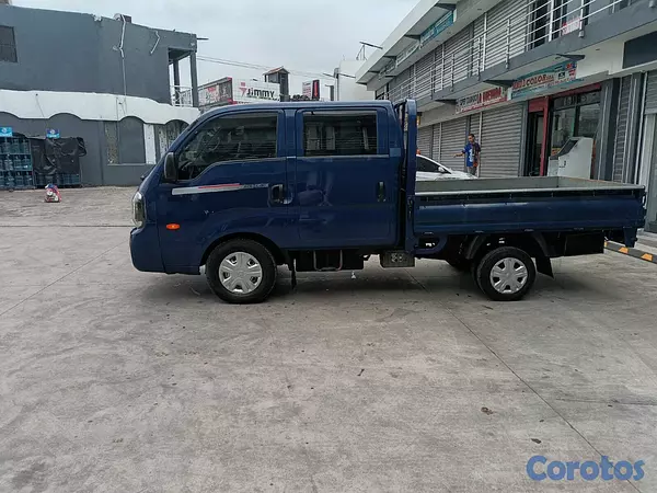 otros vehiculos - KIA THE NEW BONGO 3 2020 AZUL DIESEL 12
