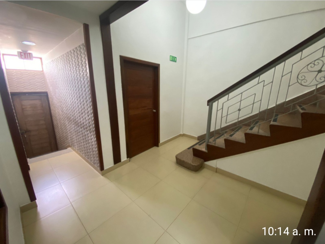 oficinas y locales comerciales - Vendo Edificio en Gascue 5