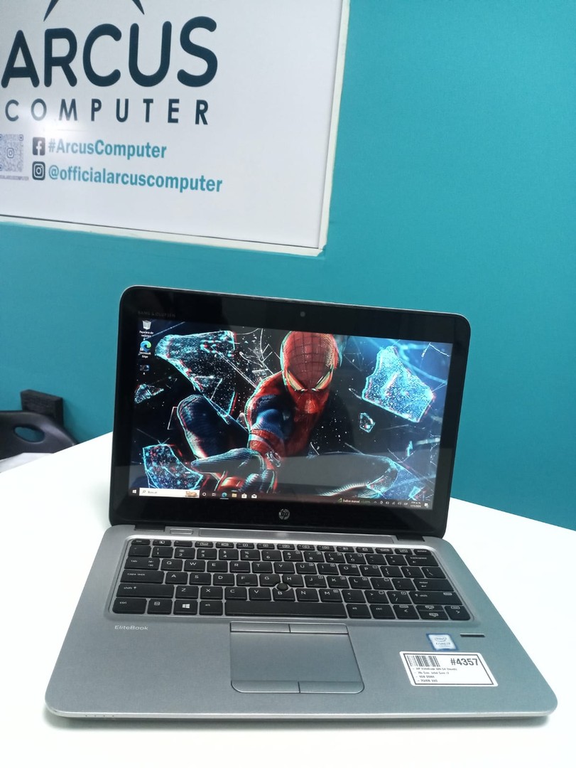 computadoras y laptops - Laptop, HP EliteBook 820 G4 Touch / 7th Gen, Intel Core i7 / 8GB DDR4 / 256GB SS
