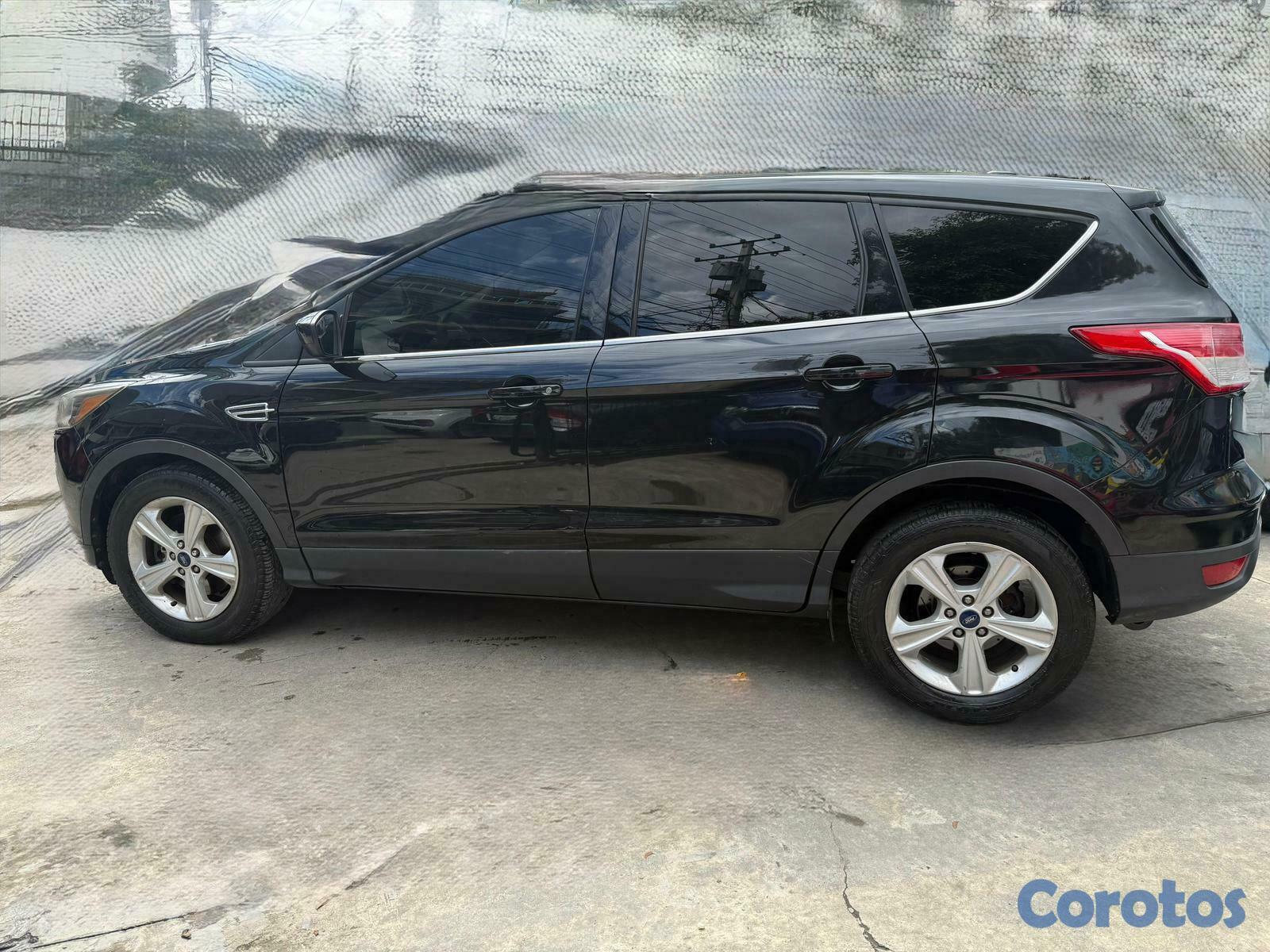 jeepetas y camionetas - Vendo Jeepeta Ford 4