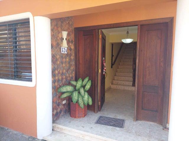 casas - Alquiler de casa comercial en urbanizacion fernadez 4