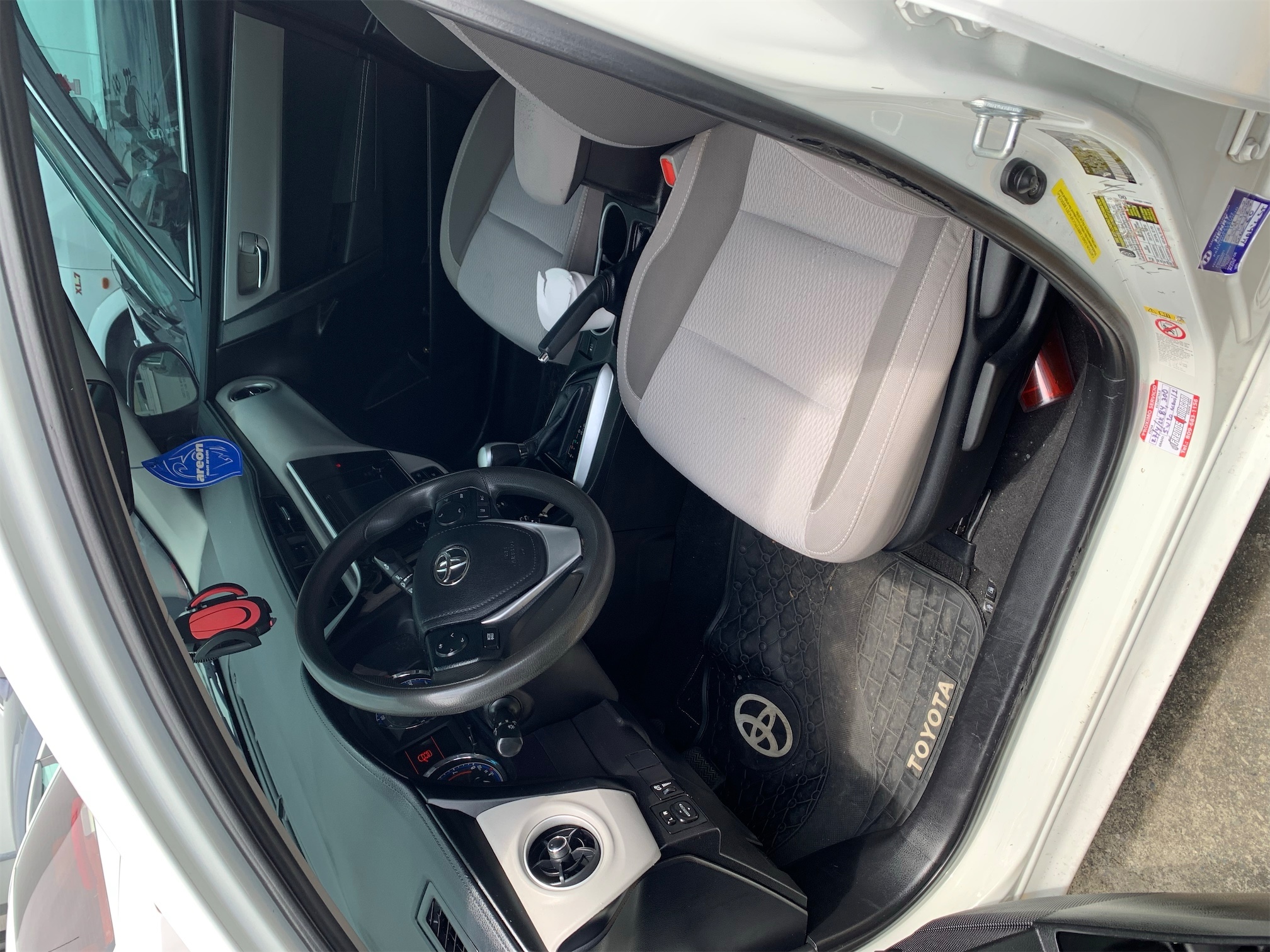 jeepetas y camionetas - Toyota Corolla LE 2018 Clean Carfax 