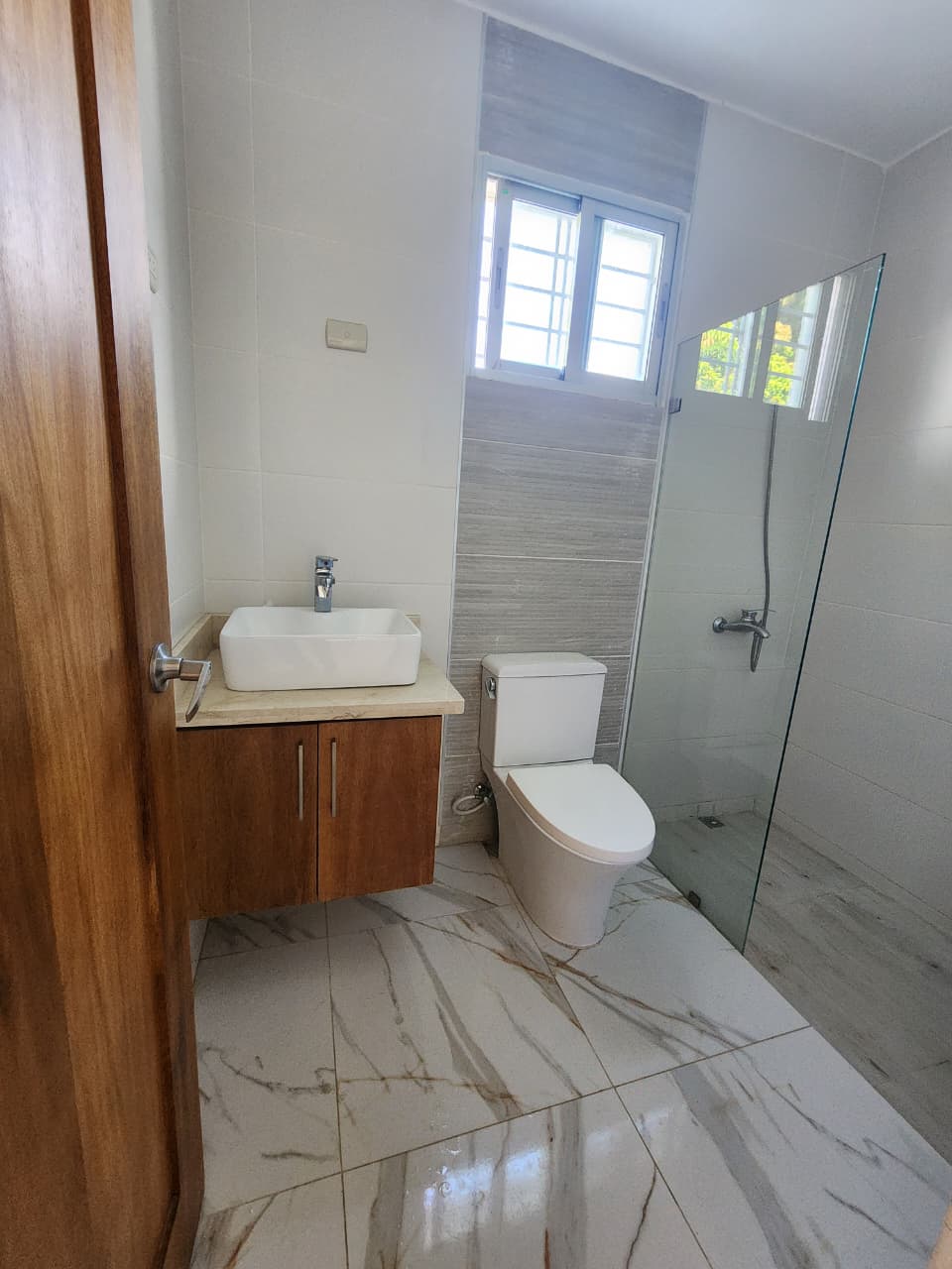 apartamentos - Apartamento 1er Nivel en Los Llanos de Gurabo, STG 8