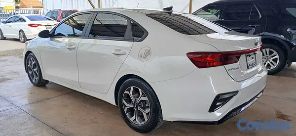 carros - KIA FORTE FE 2021 5