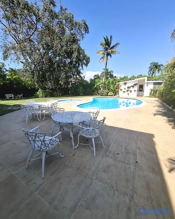 casas - Elegante casa de dos niveles en Altos de Arroyo Hondo II 7
