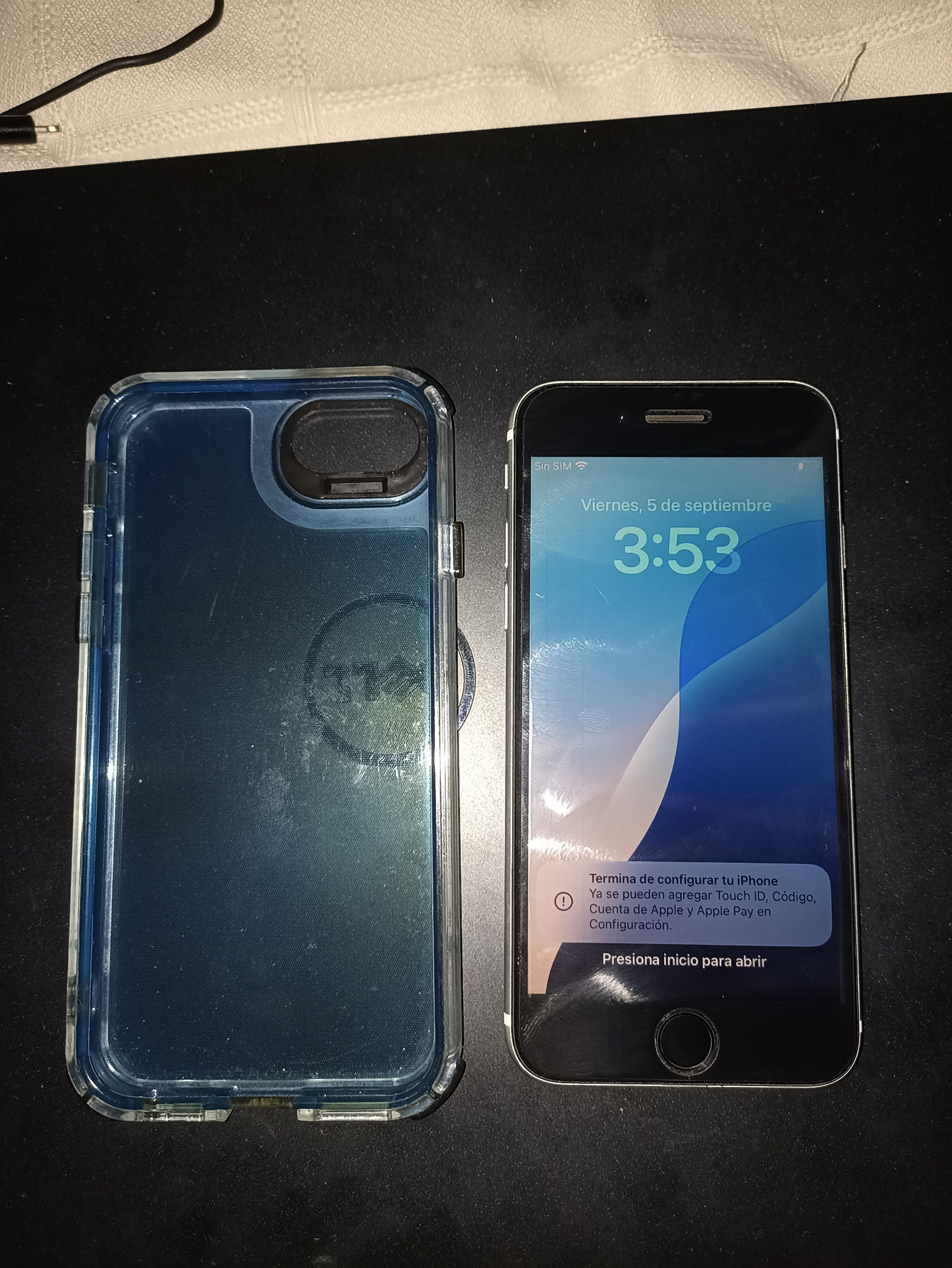 celulares y tabletas - iPhone SE 2020 usado 1