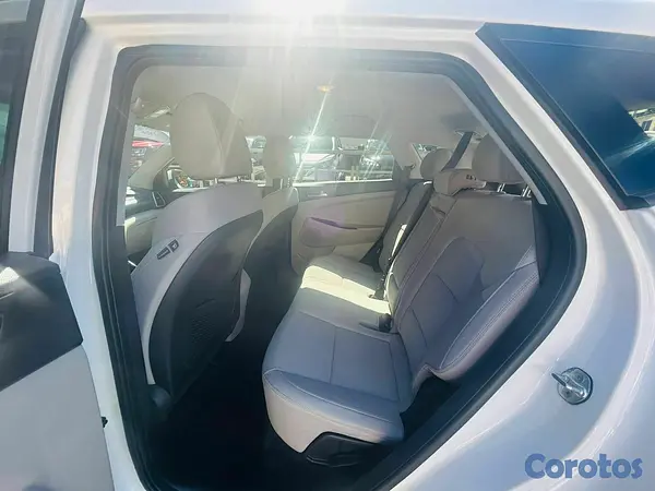 jeepetas y camionetas - hyundai tucson valium 5