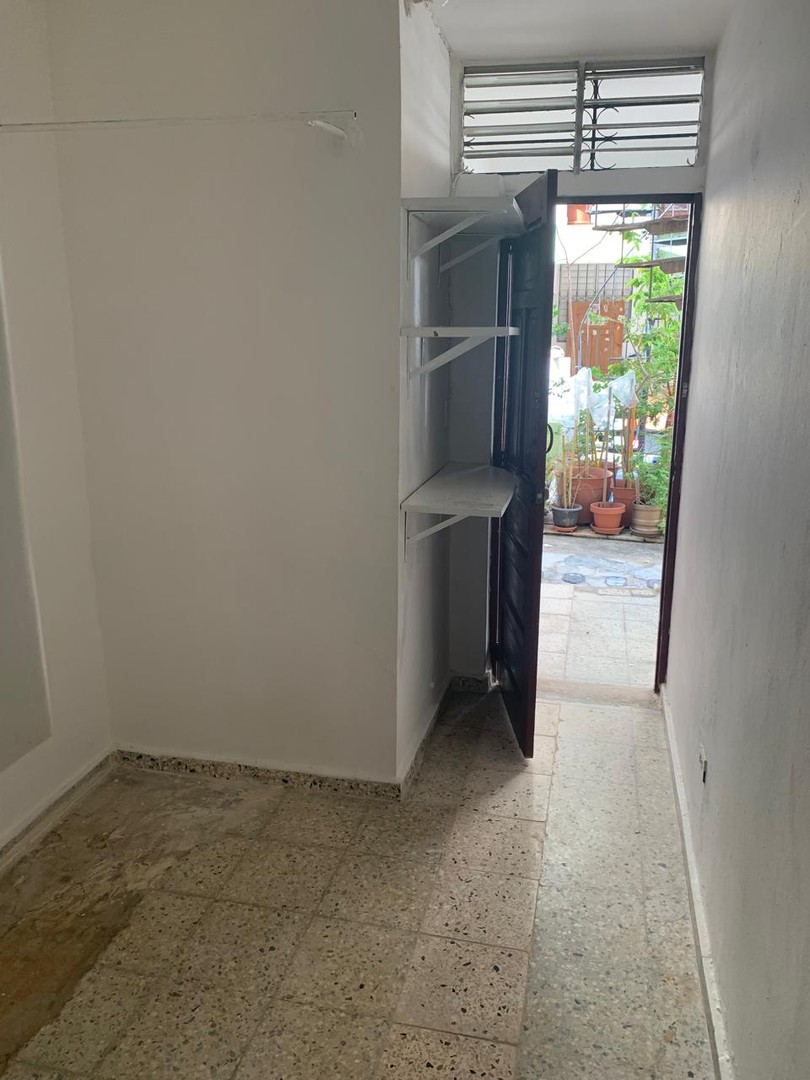 habitaciones y viviendas compartidas - Alquiler Habitación Sin Amueblar Ubicada en Bella Vista, Santo Domingo