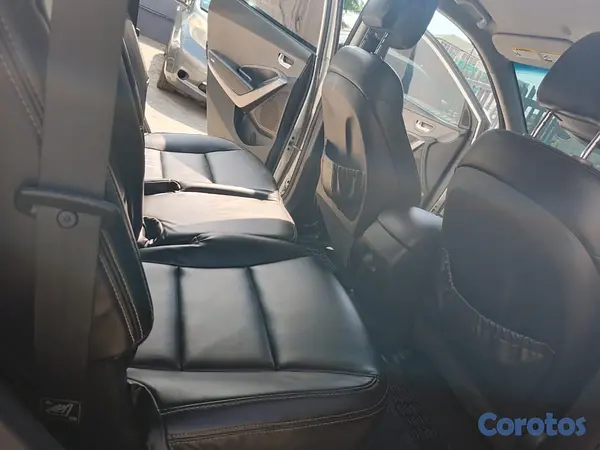 jeepetas y camionetas - Hyundai Santa Fe 2014  7