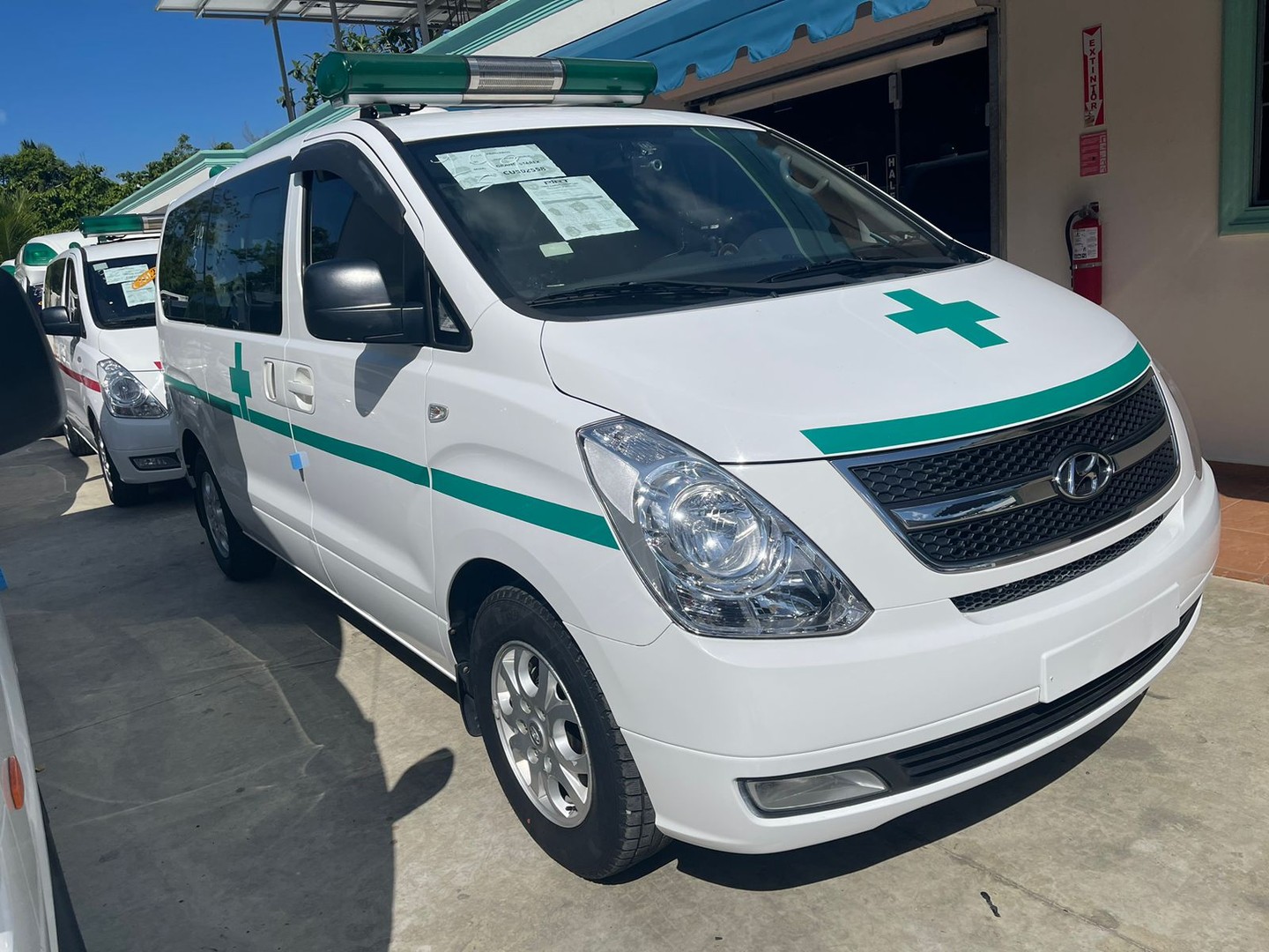 jeepetas y camionetas - 2015 Hyundai Starex Ambulancia, Automática DIESEL ✅