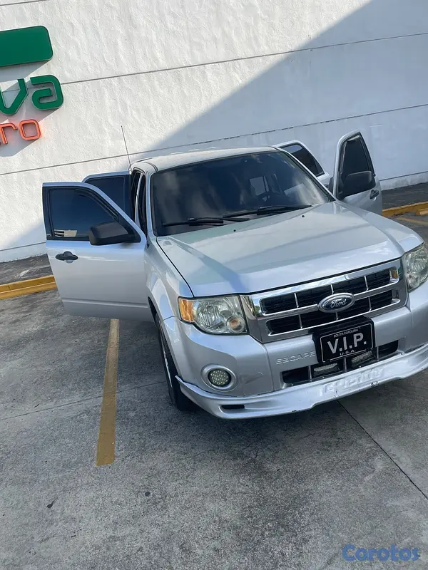jeepetas y camionetas - Ford Escape XLT 2012 2.5L Automática 3