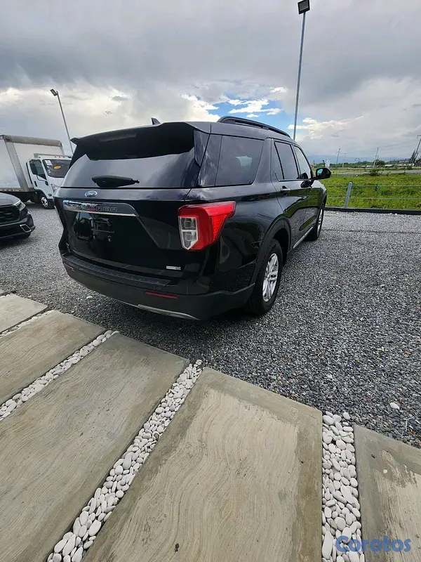 jeepetas y camionetas - 2020 Ford Explorer xlt 4x4  3