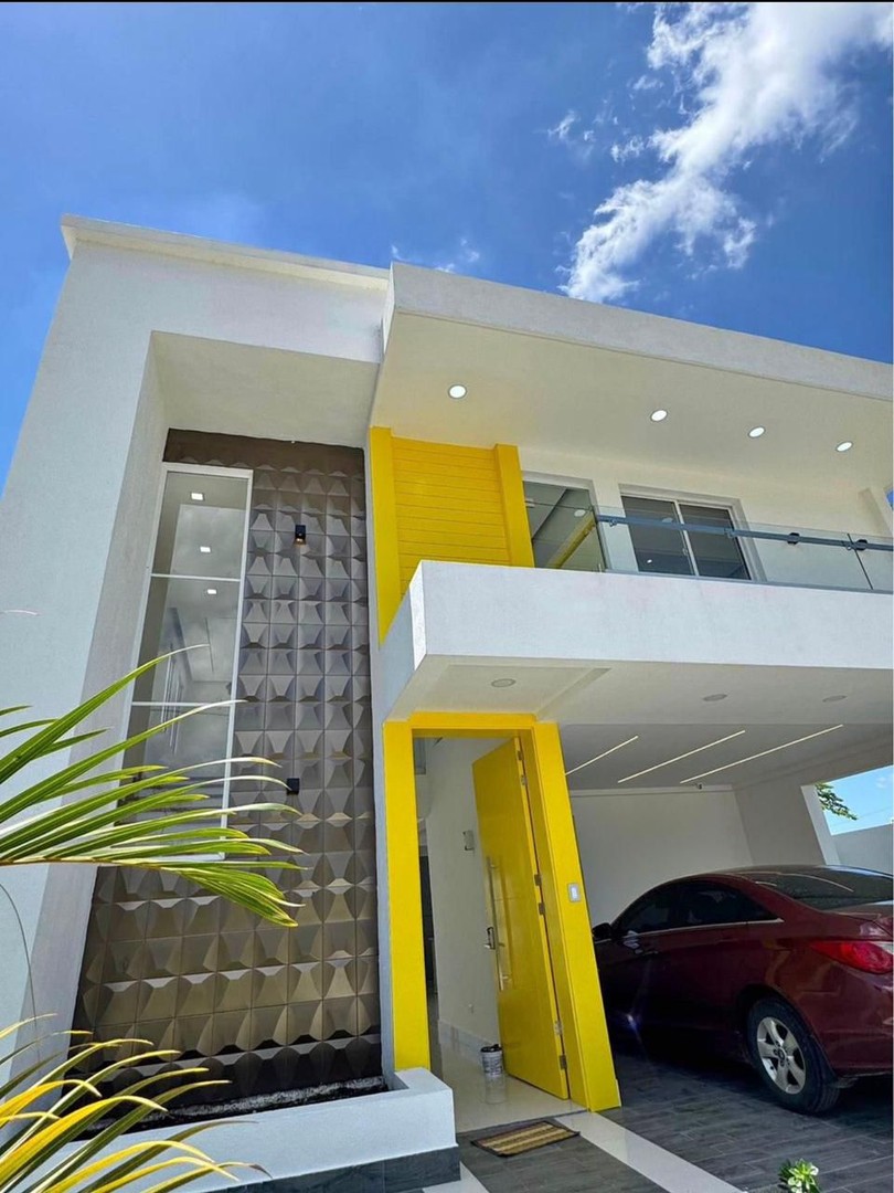 casas - Hermosa Casa en Venta de dos Niveles en Proyecto Cerrado. 10