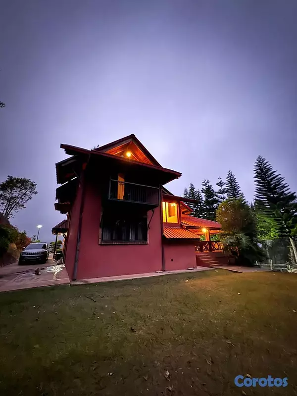 casas vacacionales y villas - Villa en Constanza con 70mil metros de solar  4