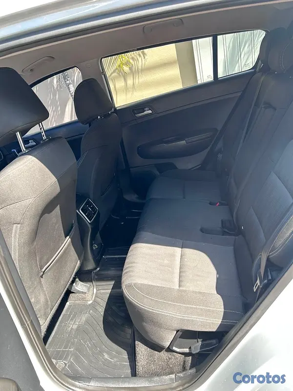 jeepetas y camionetas - Kia Sportage fe 2017 3