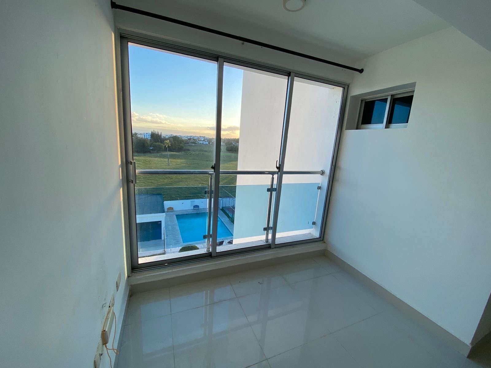 apartamentos - se renta en Torre, ubicado en gurabo, Santiago 1