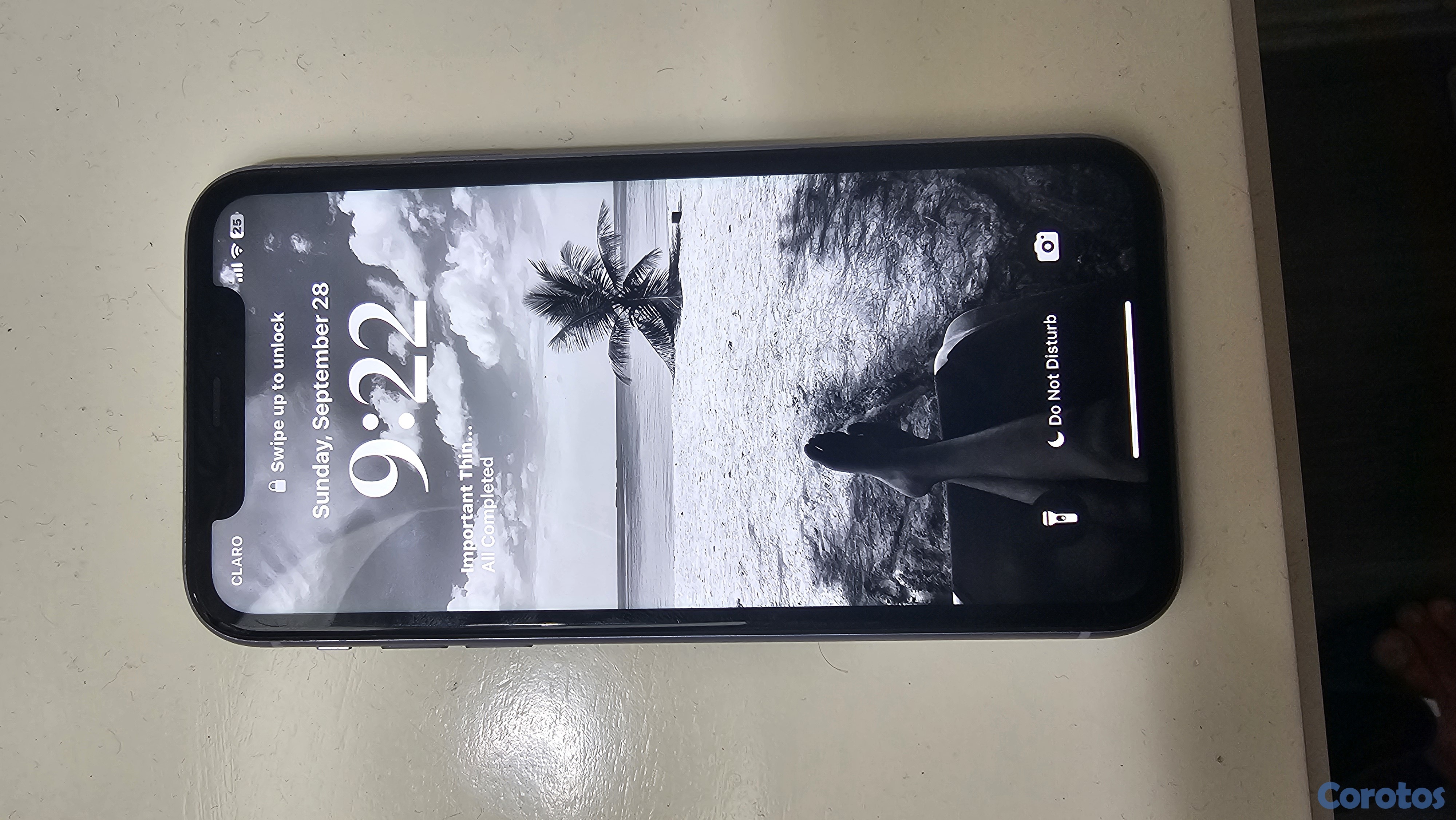 celulares y tabletas - VENDO 2 CELULARES: IPHONE 11 NORMAL DE 64GB COLOR  1