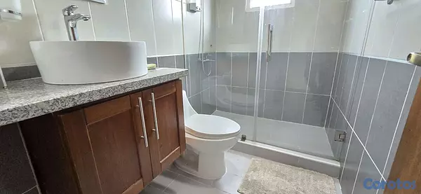 apartamentos - vendo amueblado o sin muebles 6to piso con derecho azotea privada  5