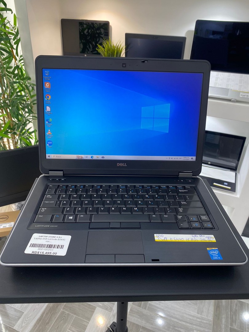 computadoras y laptops - Laptop Dell Latitude E6440 14" Core i5 4ta 8GB RAM 256GB SSD Windows 10 instalad