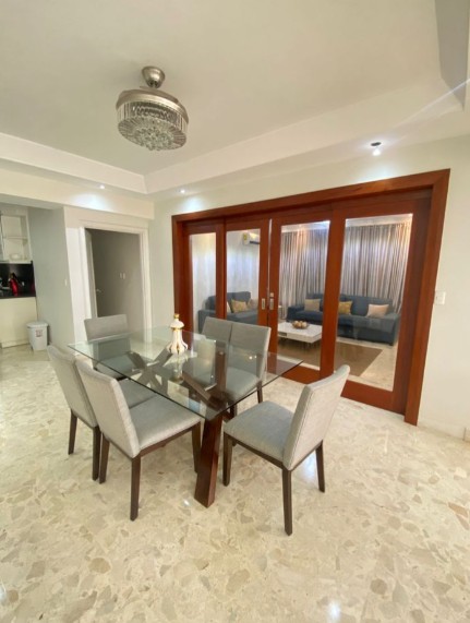 apartamentos - Venta de Apartamento en La Av Anacaona Amplio 4