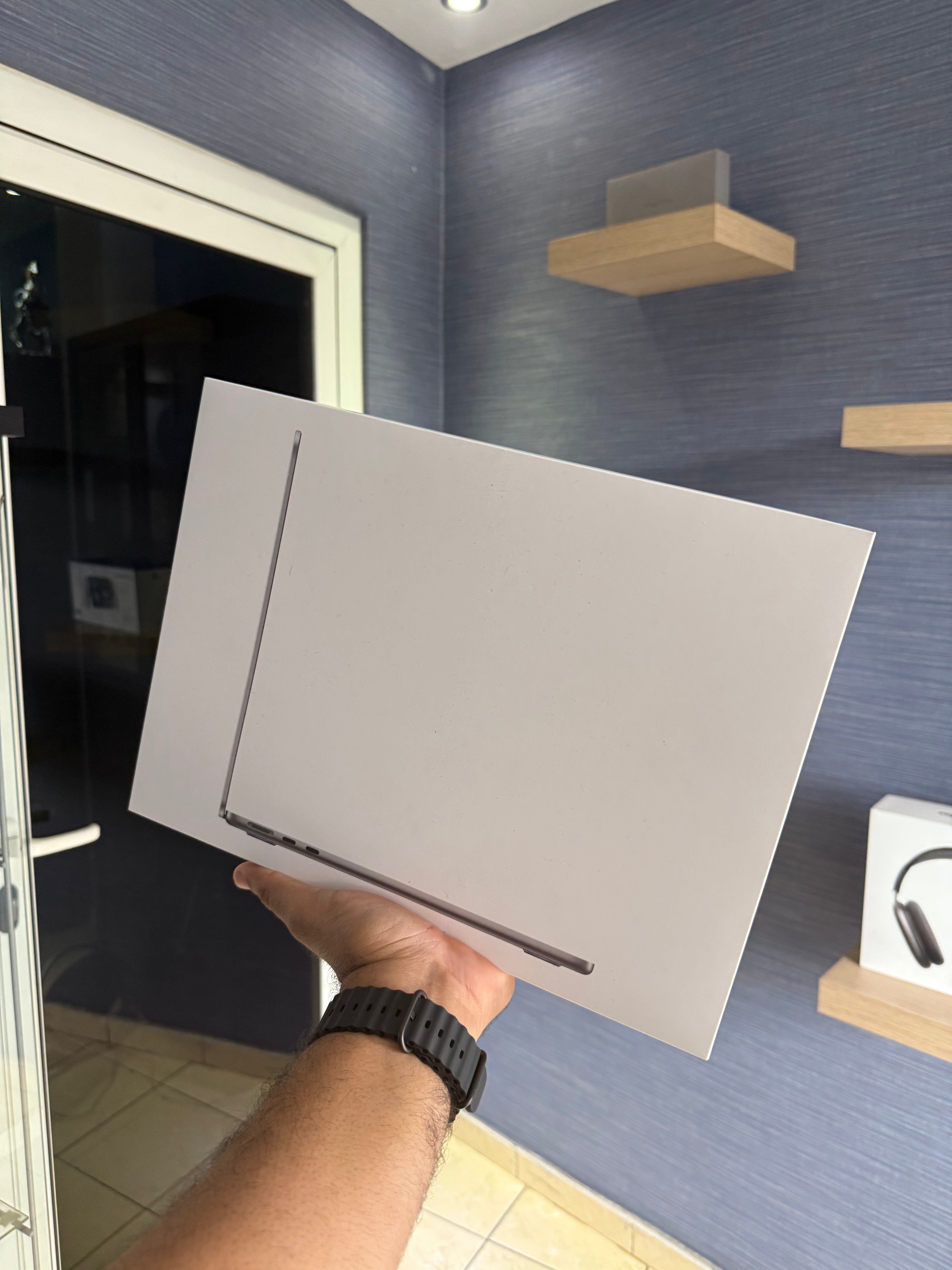 computadoras y laptops - MacBook Air 13 - inch | M3 Apple | 16GB RAM|256GB 