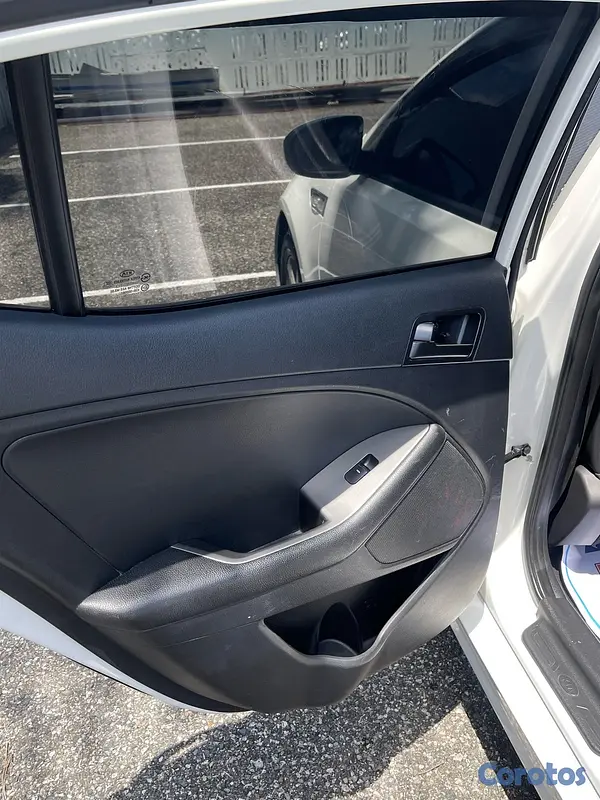 carros - KIA K5 2011 Blanco Original 12