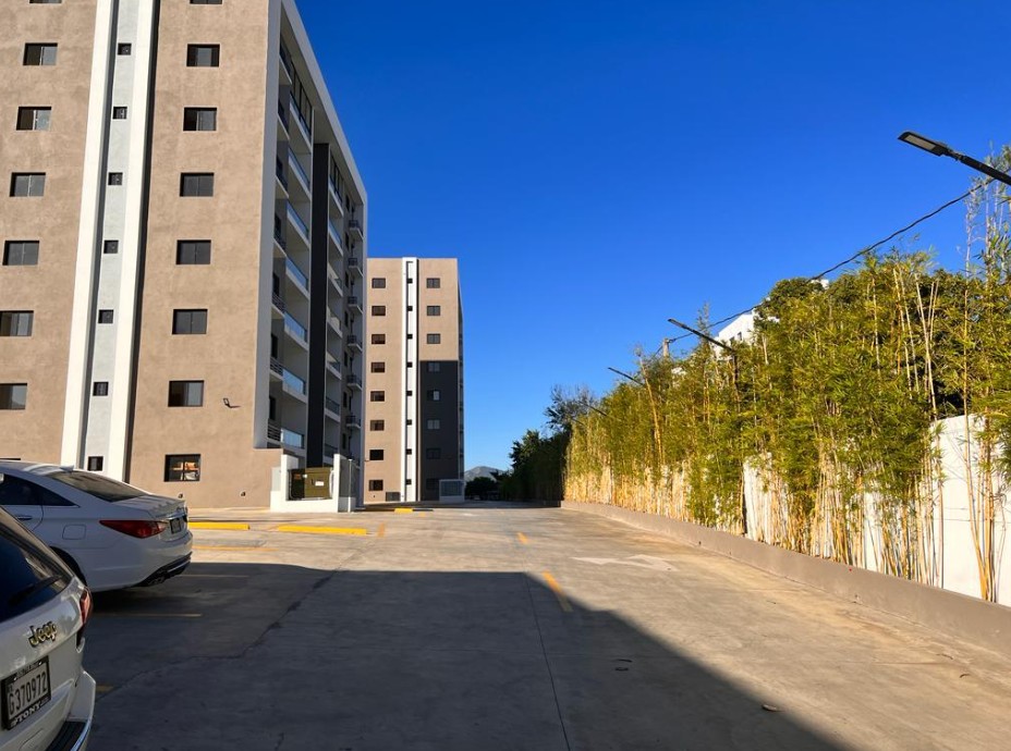 apartamentos - APARTAMENTO LISTO EN AUTOPISTA DUARTE 6