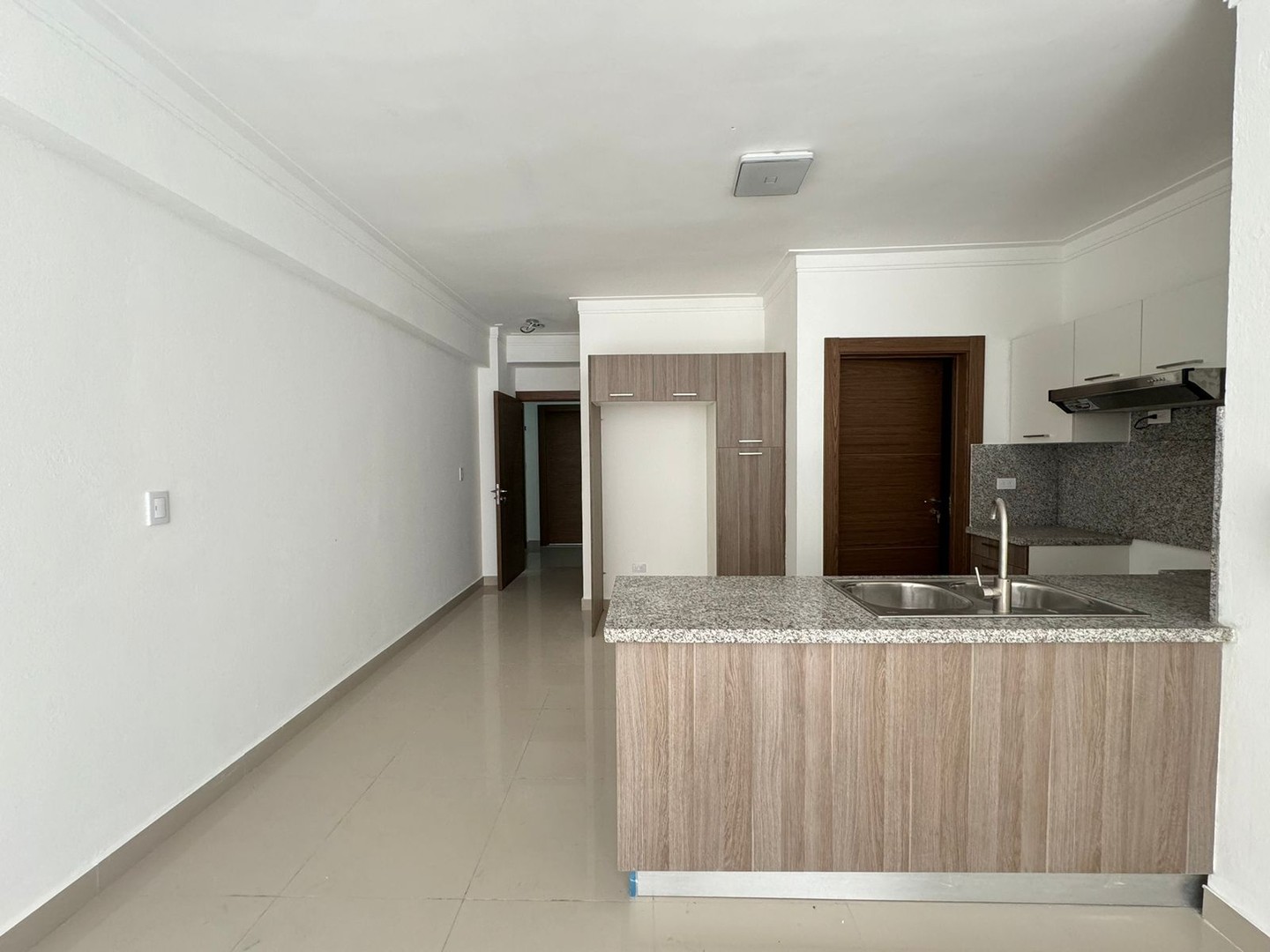 apartamentos - Apartamento en Alquiler
LOS RESTAURADORES
USD 950.00 (Mantenimiento incluido)

 2
