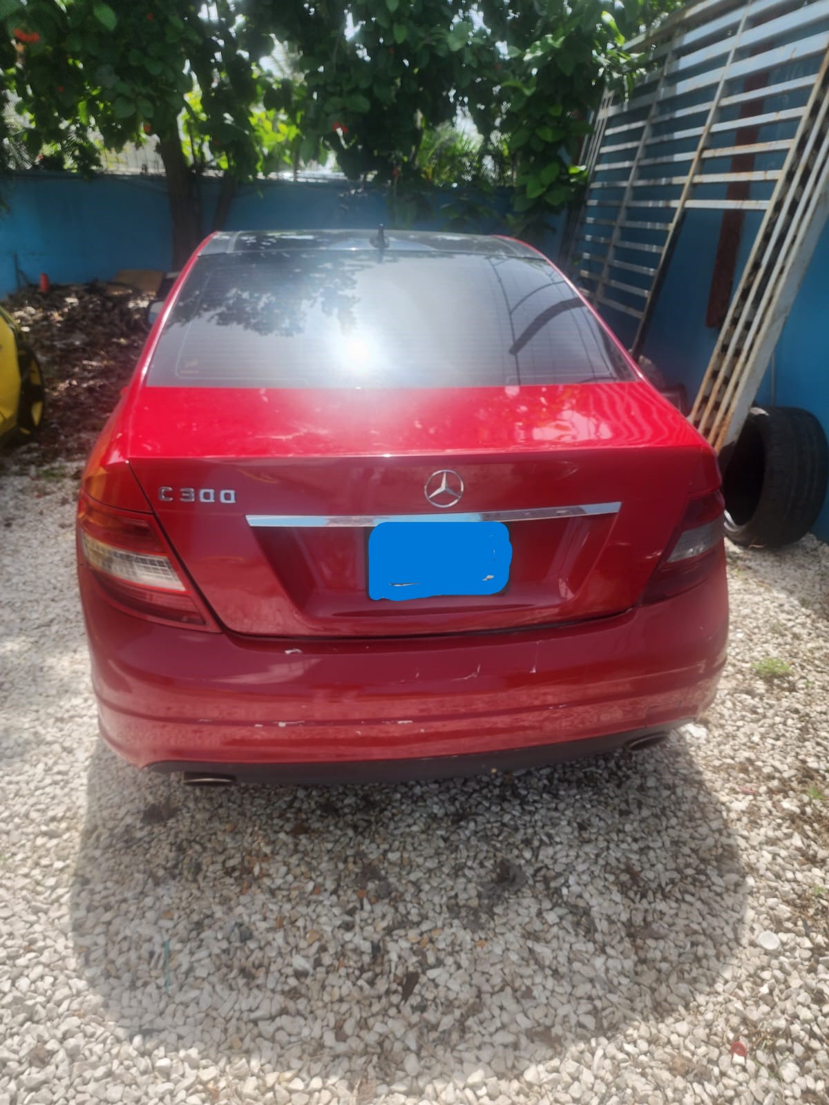 carros - Mercedes Benz C-300, año 2010, traspaso RD$ 275000