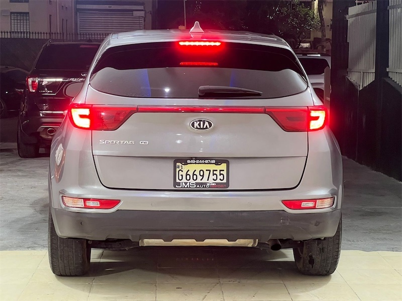 jeepetas y camionetas - KIA SPORTGE LX  AÑO 2018 CLEAN CARFAX 3