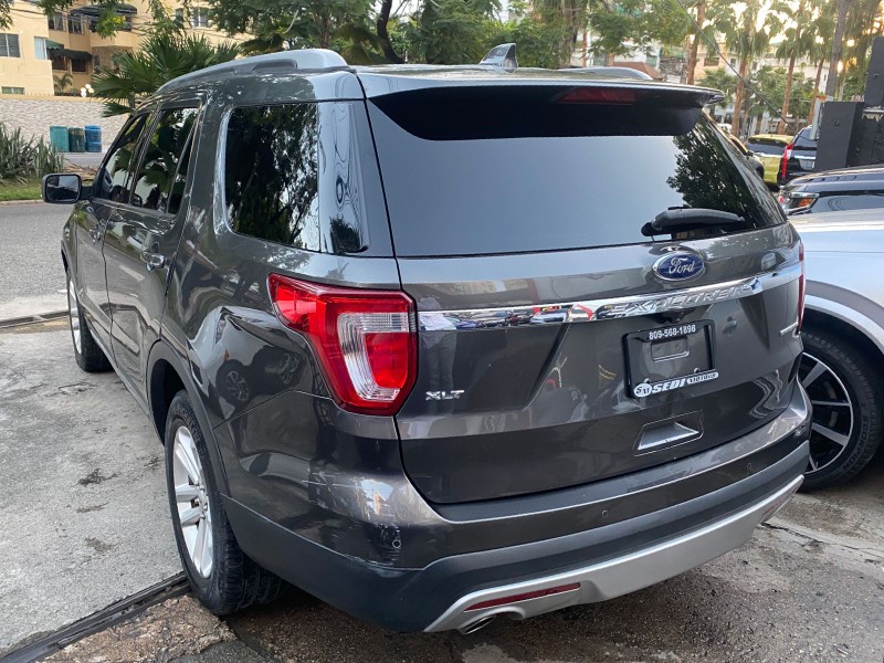 jeepetas y camionetas - Ford Explorer xlt 2016 8
