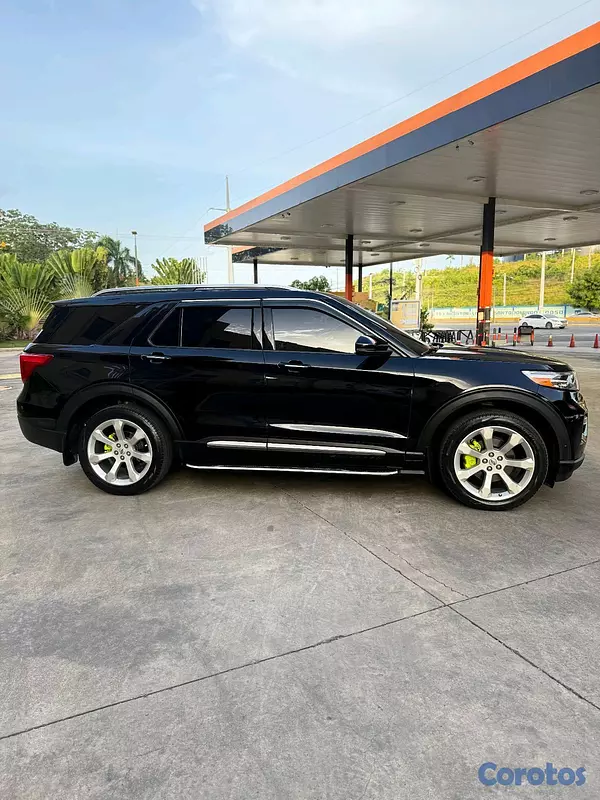 jeepetas y camionetas - Ford Explorer platinum 2020 10