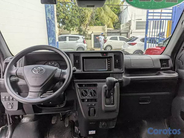 otros vehiculos - TOYOTA PIXIS 2021 8