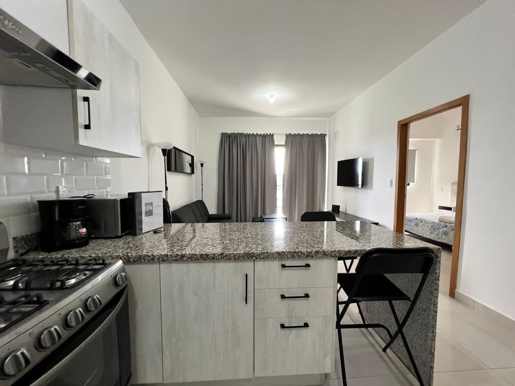apartamentos - Se alquila apartamento amueblado en Los Ríos 1