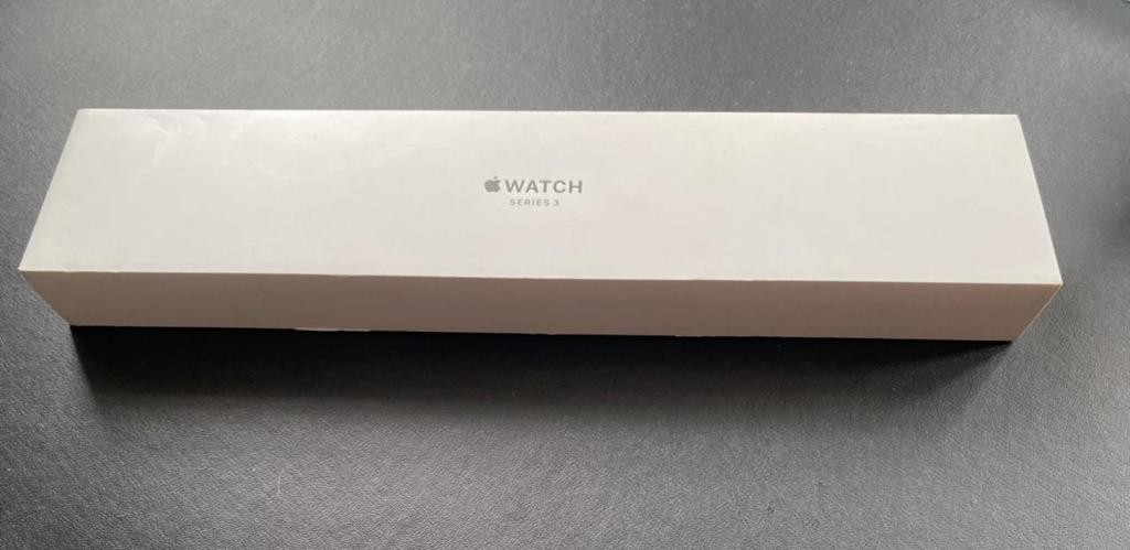 Apple Watch Series 3, 38mm $8,000
